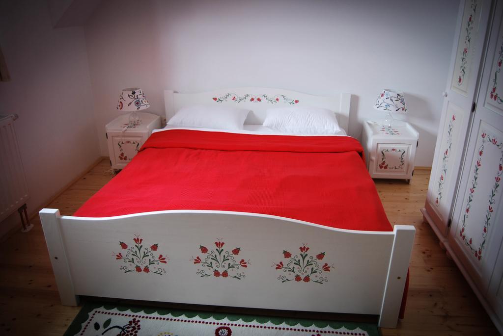 Amade Pension & Restaurant Siculeni Room photo